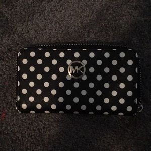 michael kors wallet